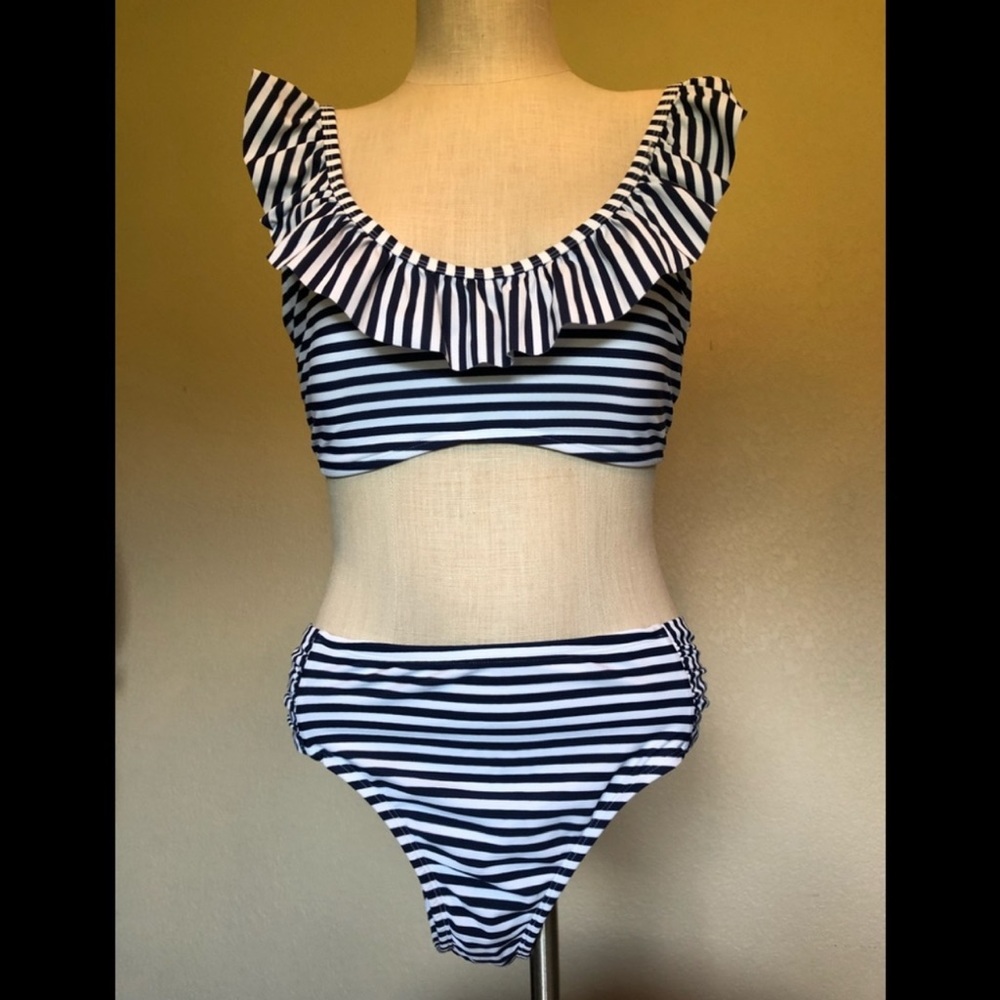 Vineyard Vines for Target Top (XL) Bottoms (1X)